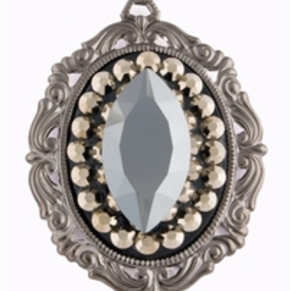 GASOLINE GLAMOUR Jewelry - RANSOM HEMATITE FANCY STONE NECKLACE SAMPLE GASOLINE GLAMOUR Jewelry - RANSOM HEMATITE FANCY STONE NECKLACE SAMPLE